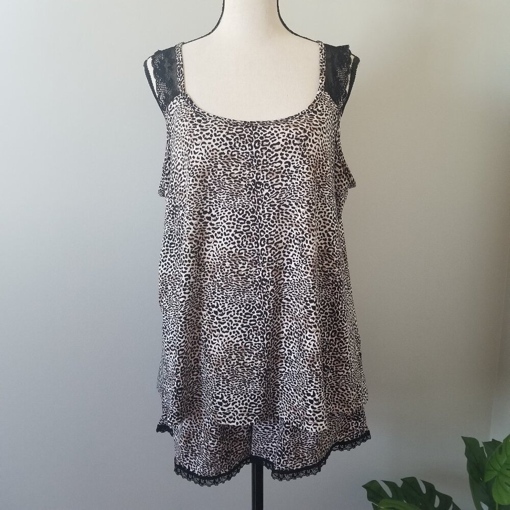 Leopard print two-piece sleepwear L